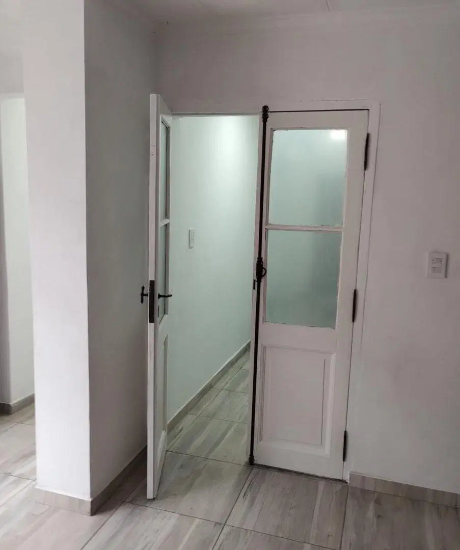 VENTA + CASA 2 DORM 1 COMODIN + COCHERA PATIO Y TERRAZA EXC+ BARRIO INDUSTRIAL ROSARIO 4