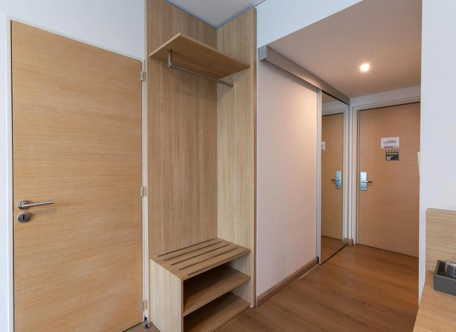 VENTA - HABITACION EN HOTEL DAZZLER TIPO MONOAMBIENTE CON RENTA - BARRIO REFINERIAS 2