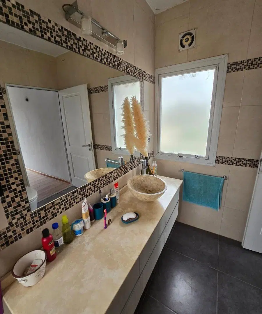 VENTA - CASA DE 3 DORMITORIOS CON COCHERA DOBLE - TIERRA DE SUEÑOS III, ROLDAN, SANTA FE. 3