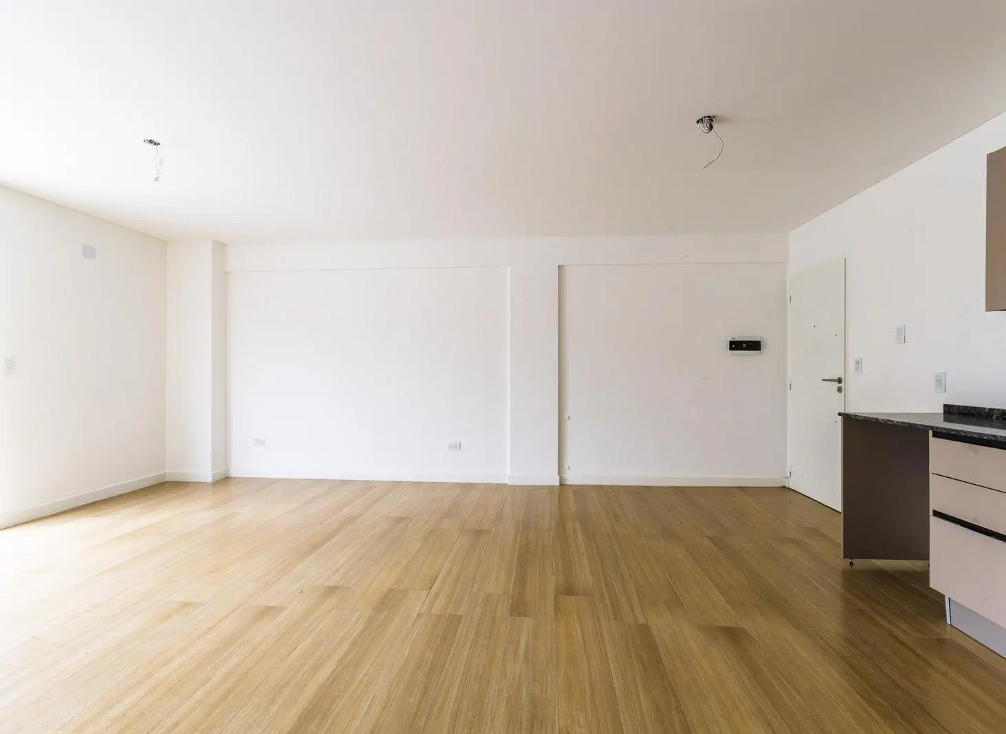 VENTA - DEPARTAMENTO 2 DORMITORIOS CON PATIO EXCLUSIVO - PICHINCHA 2