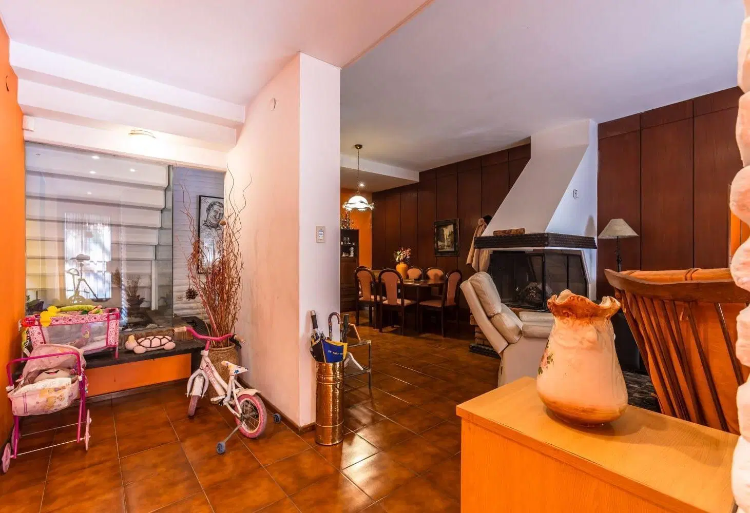 VENTA - CASA 3 DORMITORIOS + COMODÍN, COCHERA DOBLE + PATIO Y PILETA - TABLADA 5