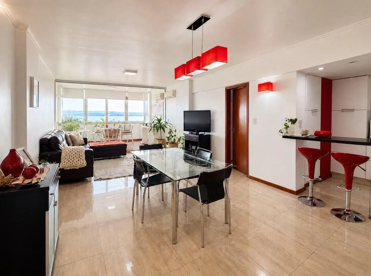 EN VENTA - DEPARTAMENTO 2 DORMITORIOS MAS COMODÍN CON COCHERA - VISTA FRANCA AL RIO - CENTRO, ROSARI 3