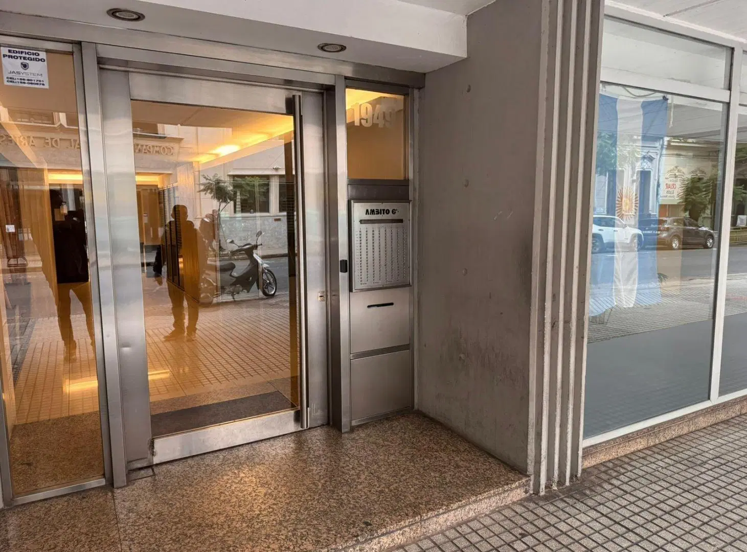 ALQUILER - DEPARTAMENTO 2 DORMITORIOS CON BALCON - CENTRO 4