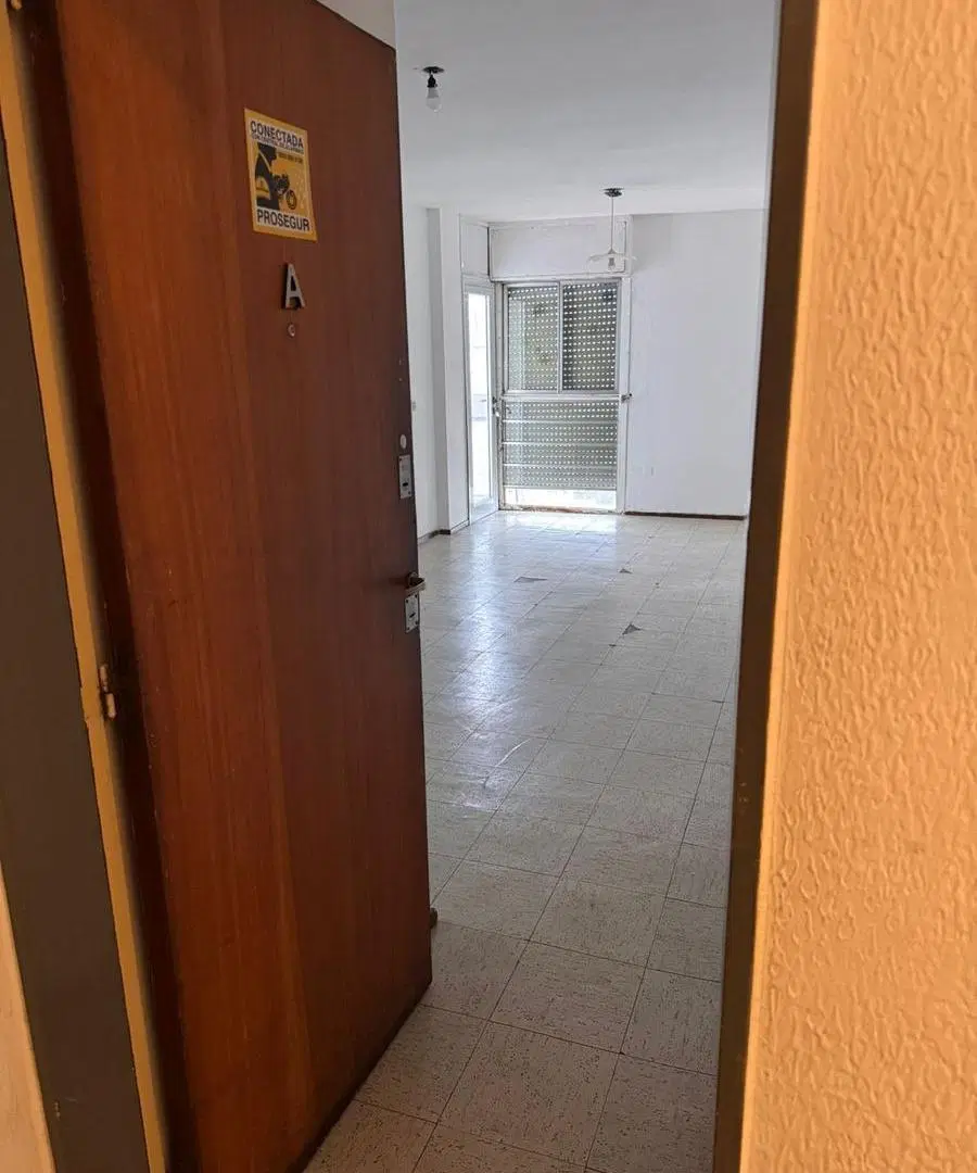 ALQUILER - DEPARTAMENTO 2 DORMITORIOS CON BALCON - CENTRO 3