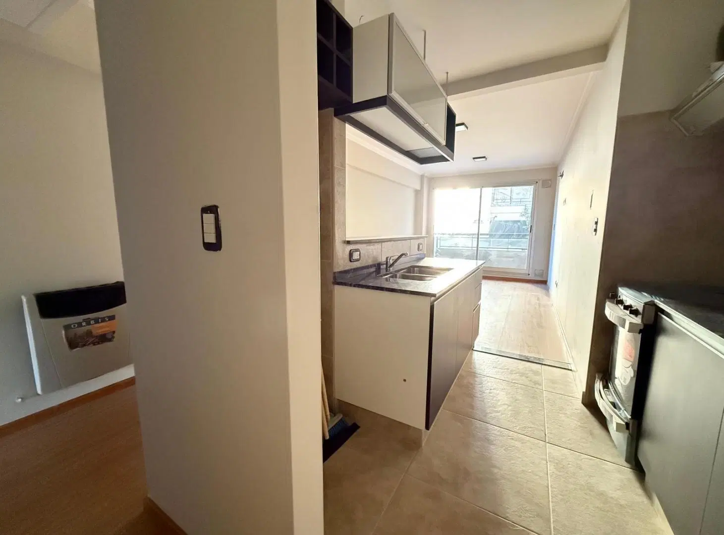 EN VENTA - DEPARTAMENTO DE UN DORMITORIO CON COCHERA - CENTRO RIO 1