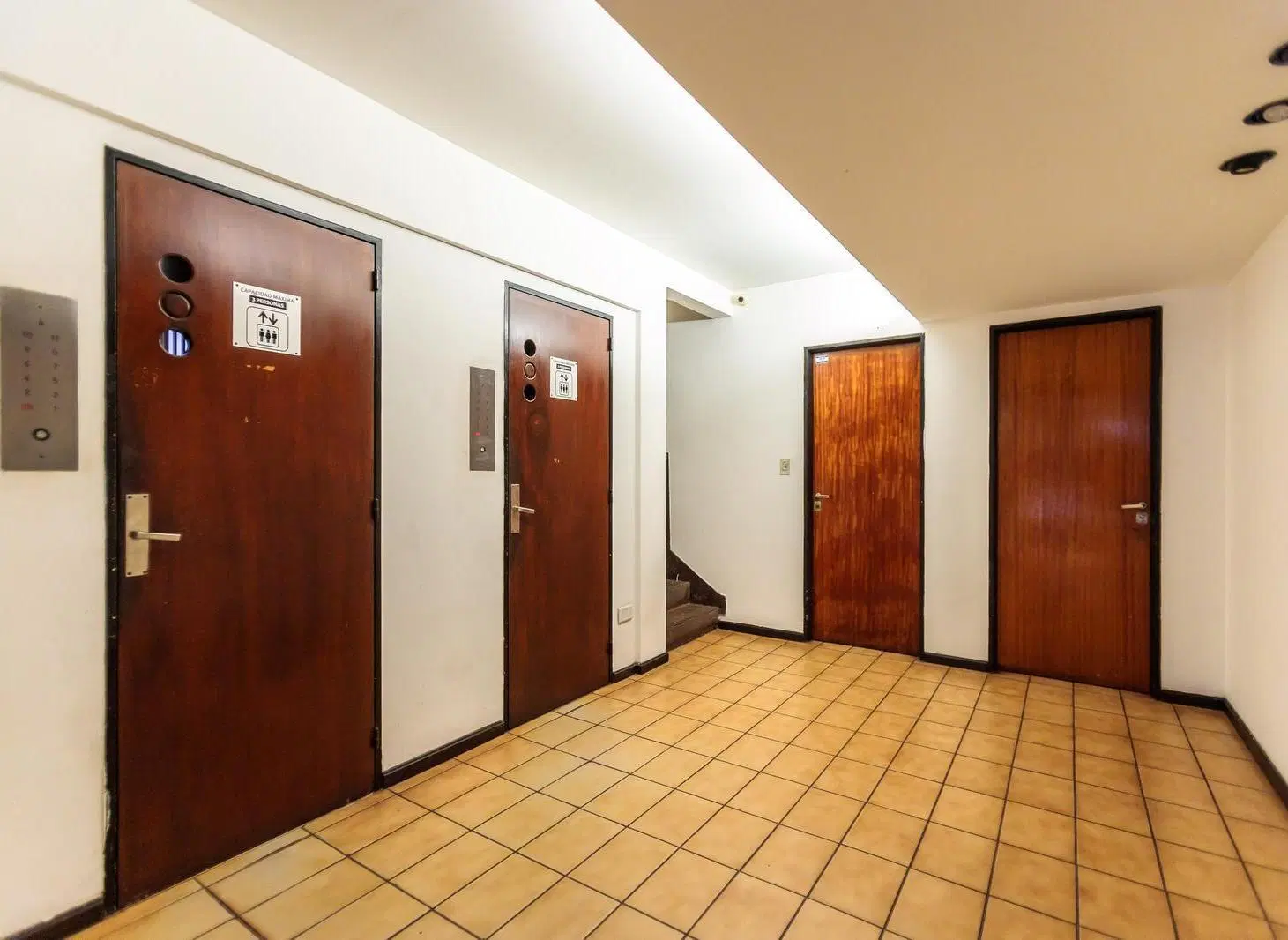 VENTA - DEPARTAMENTO 1 DORMITORIO CON BALCON - BARRIO CENTRO 4
