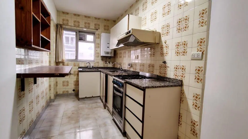 VENTA - DEPARTAMENTO DOS DORMITORIOS APTO CREDITO - BARRIO ABASTO 1