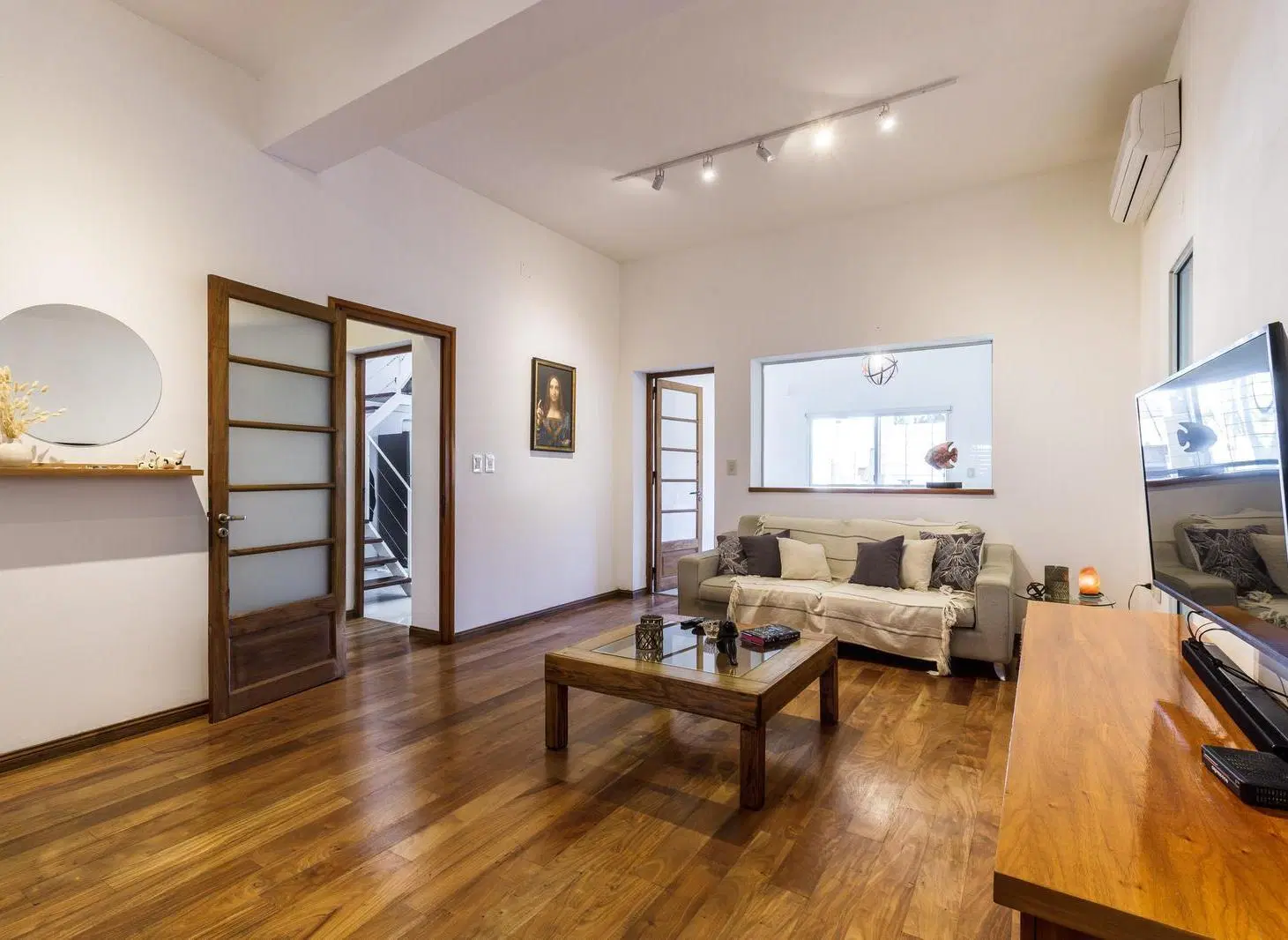 EN VENTA - CASA AL FRENTE 3 DORMITORIOS CON JARDIN Y PISCINA - ALBERDI, ROSARIO. 4