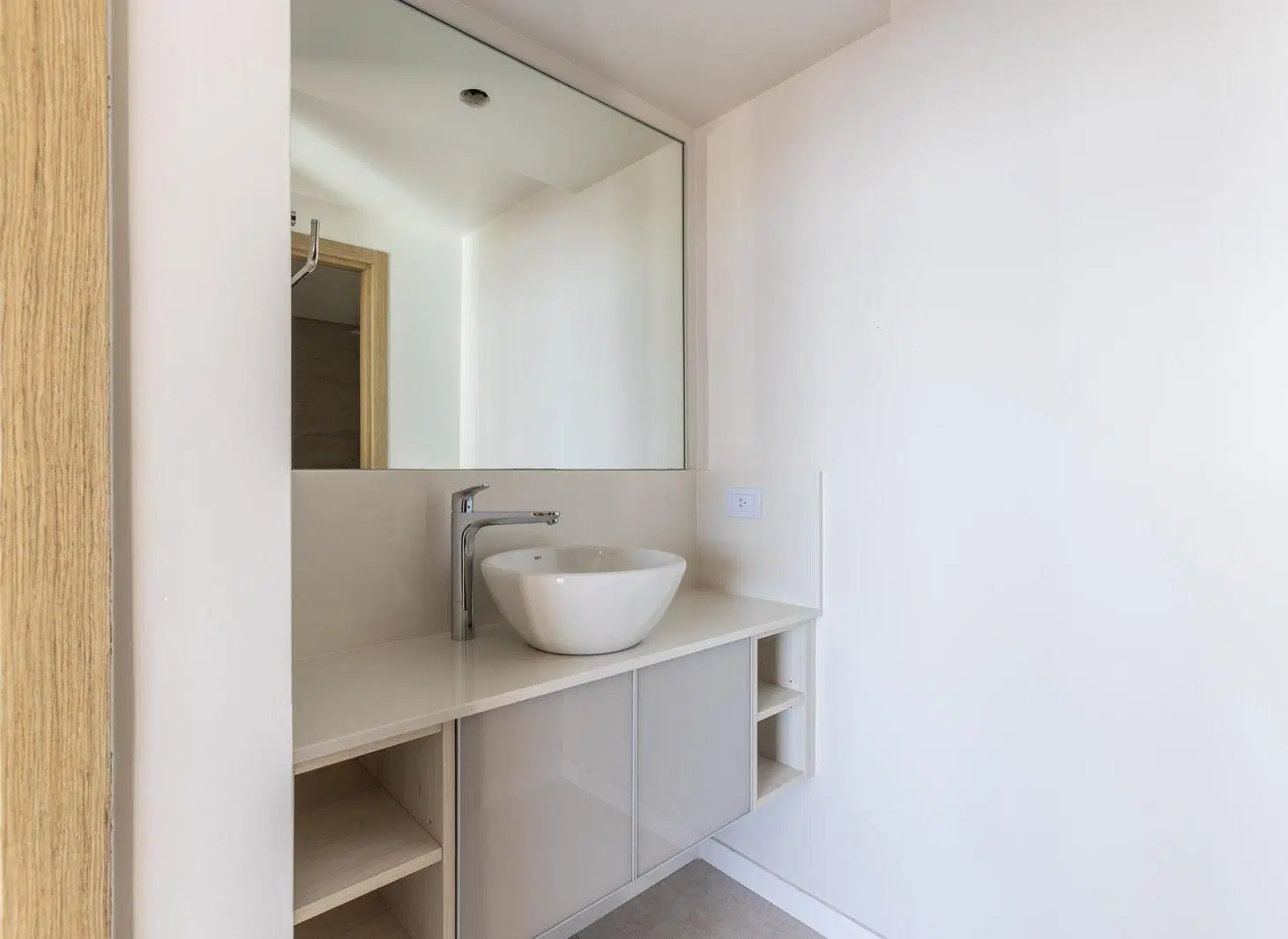 VENTA - DEPARTAMENTO DOS DORMITORIOS PREMIUM CON VISTA AL RIO TORRE BRISA - BARRIO ARROYITO 2