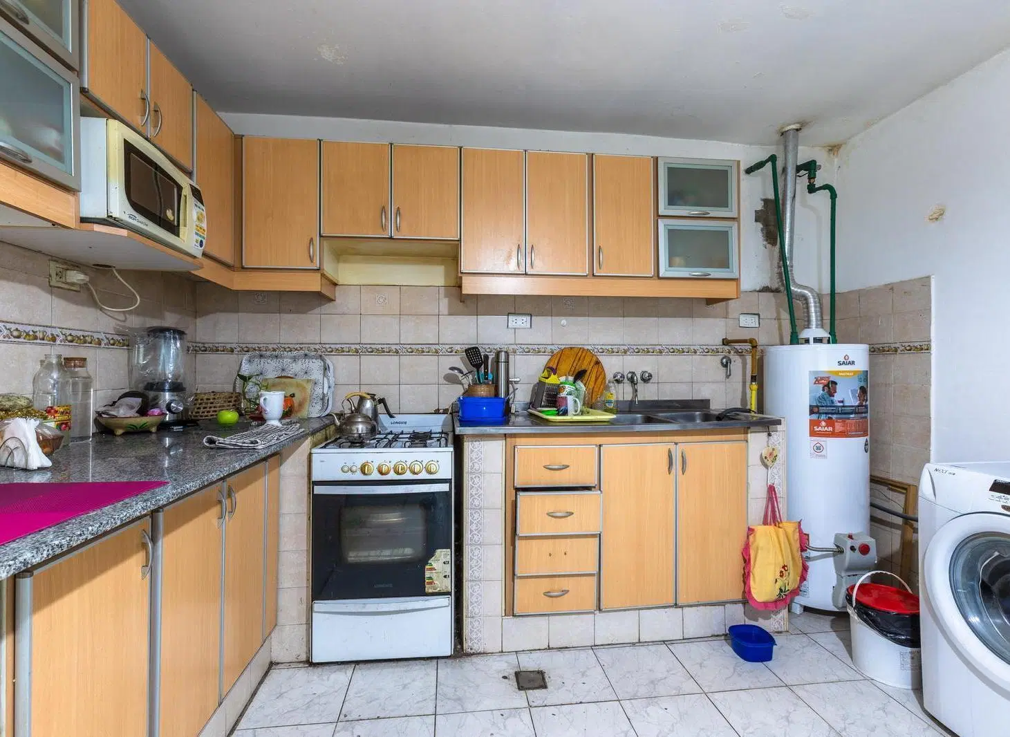 CASA DE 2 DORMITORIOS CON JARDIN EN VENTA BARRIO TRIÁNGULO 3