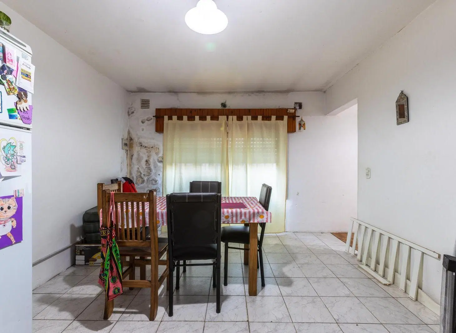 CASA DE 2 DORMITORIOS CON JARDIN EN VENTA BARRIO TRIÁNGULO 1