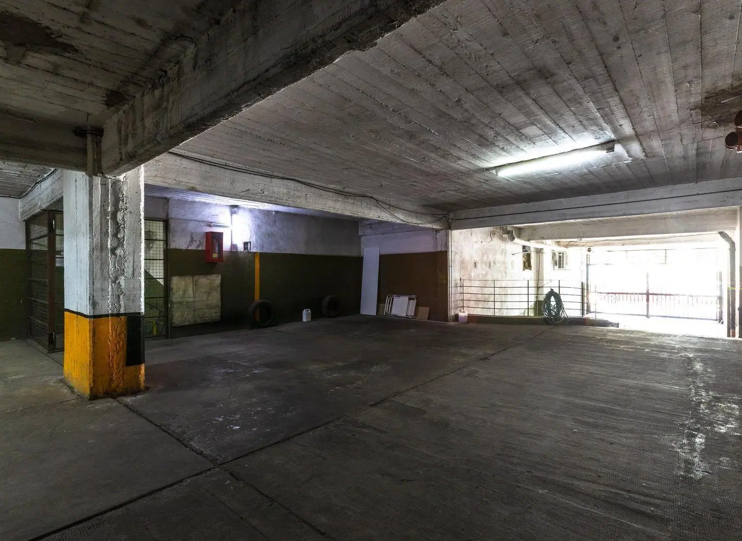 VENTA - DEPARTAMENTO 2 DORMITORIOS COMODÍN Y COCHERA VISTA AL RÍO - CENTRO 3