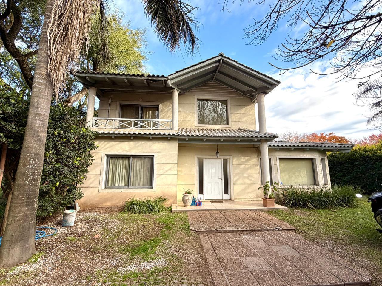 VENTA/PERMUTA - CASA 4 DORMITORIOS GER BARRIO CERRADO - PUEBLO ESTHER