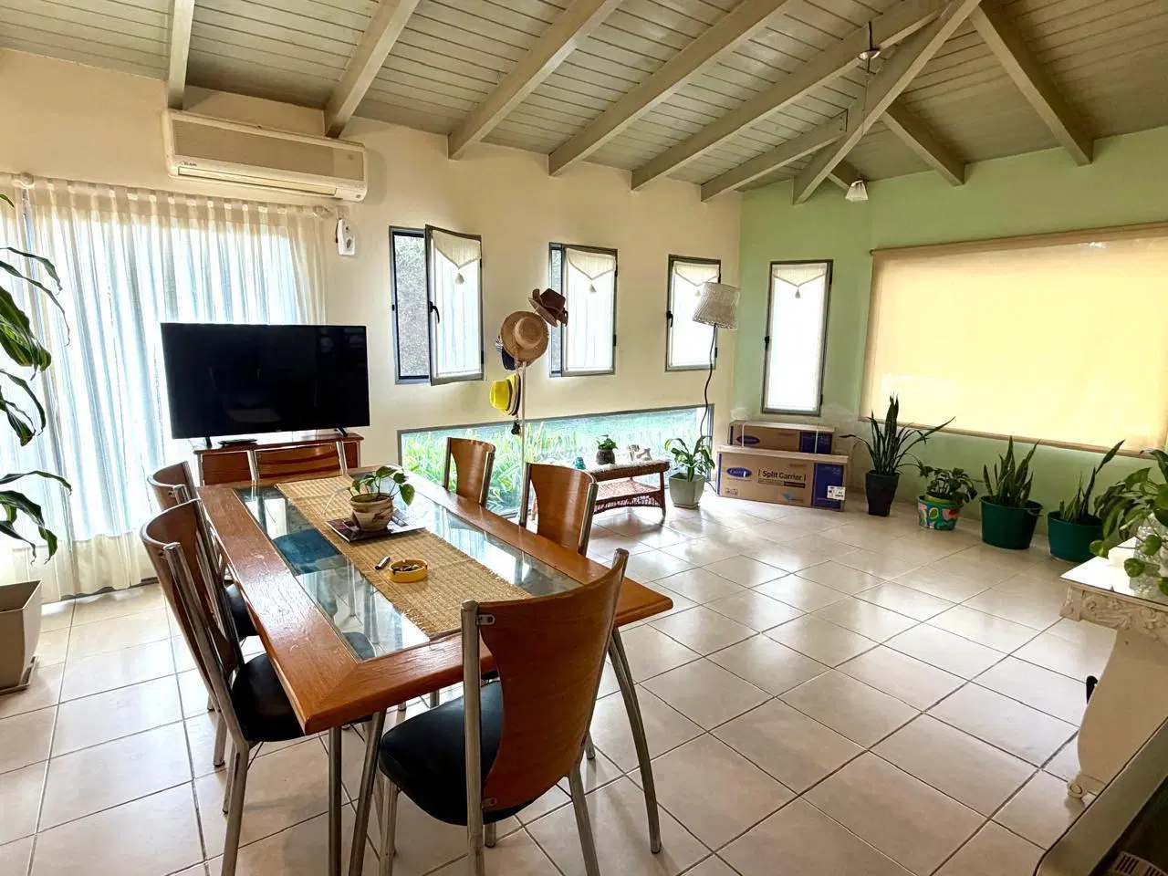 VENTA/PERMUTA - CASA 4 DORMITORIOS GER BARRIO CERRADO - PUEBLO ESTHER 5