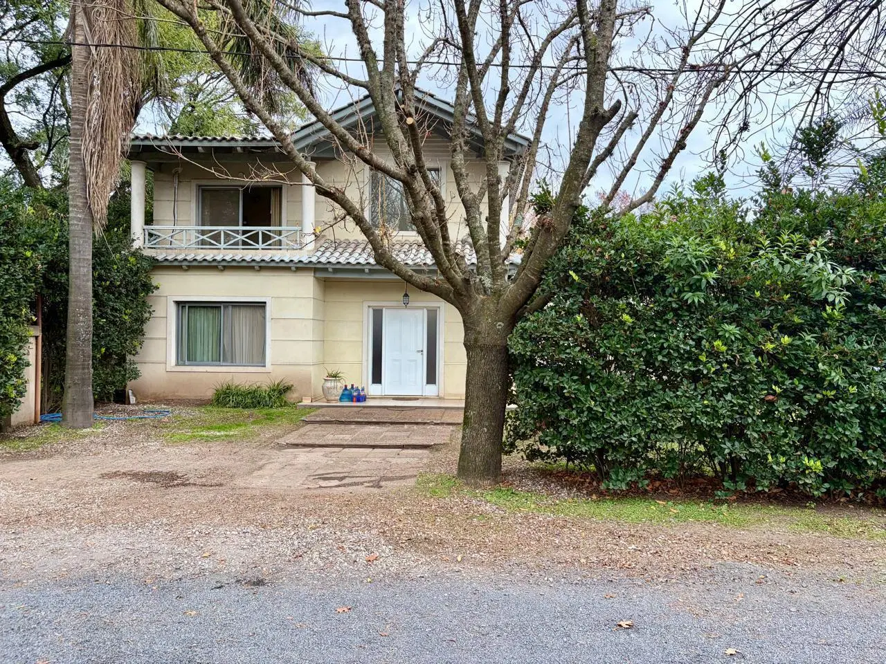 VENTA/PERMUTA - CASA 4 DORMITORIOS GER BARRIO CERRADO - PUEBLO ESTHER 2