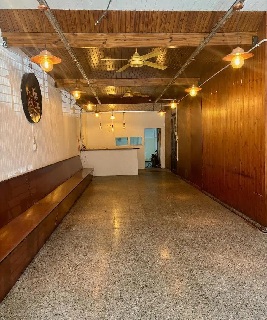 ALQUILER - LOCAL COMERCIAL - ZONA CENTRO 4