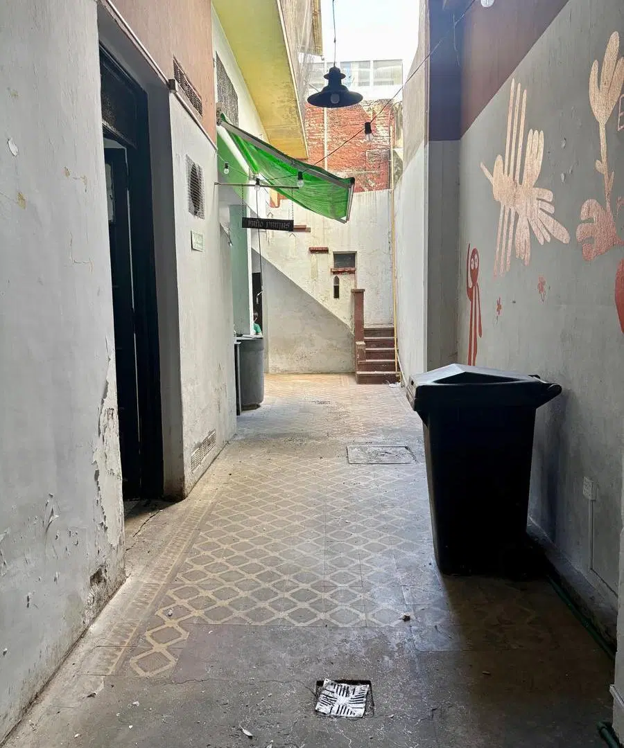 ALQUILER - LOCAL COMERCIAL - ZONA CENTRO 2