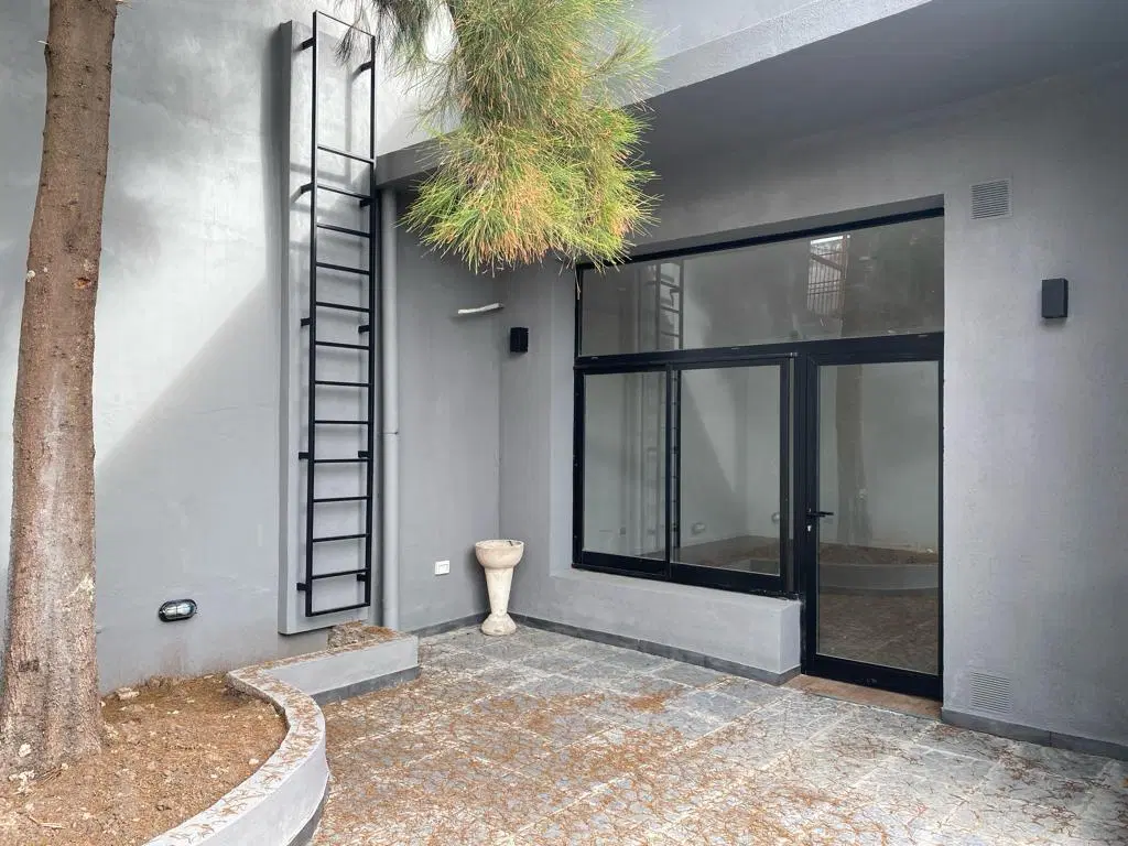 EN VENTA- CASA DE PASILLO 3 DORMITORIOS CON PATIO - ROQUE SAENZ PEÑA 1