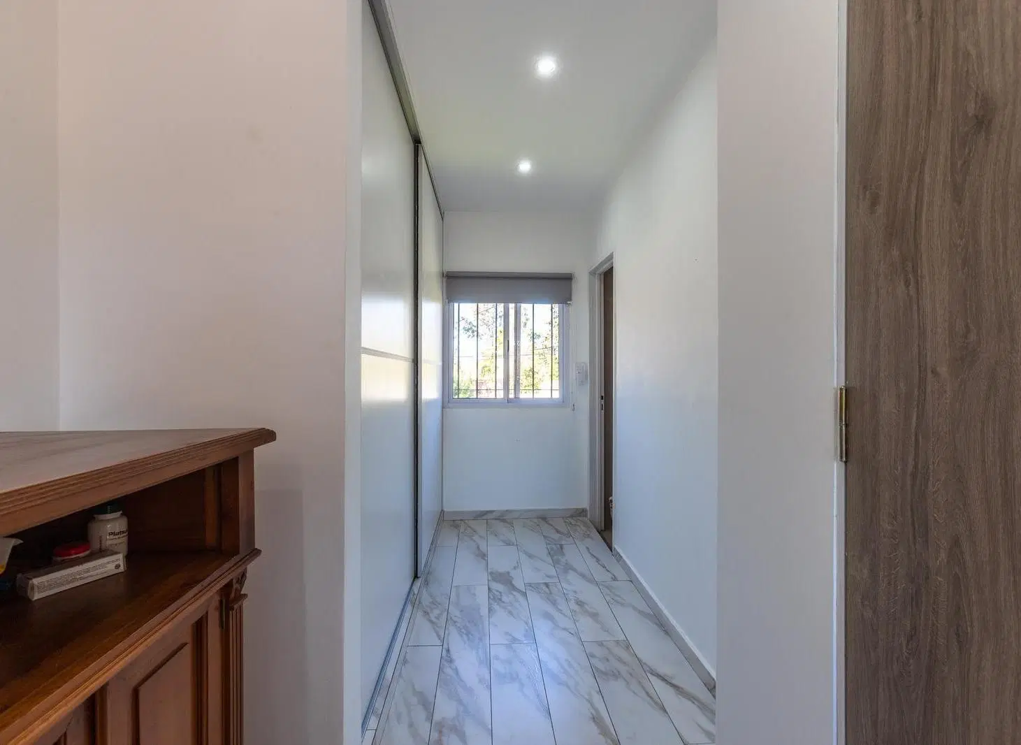 CASA DE 1 DORMITORIO CON COCHERA Y PISCINA EN VENTA FISHERTON 5