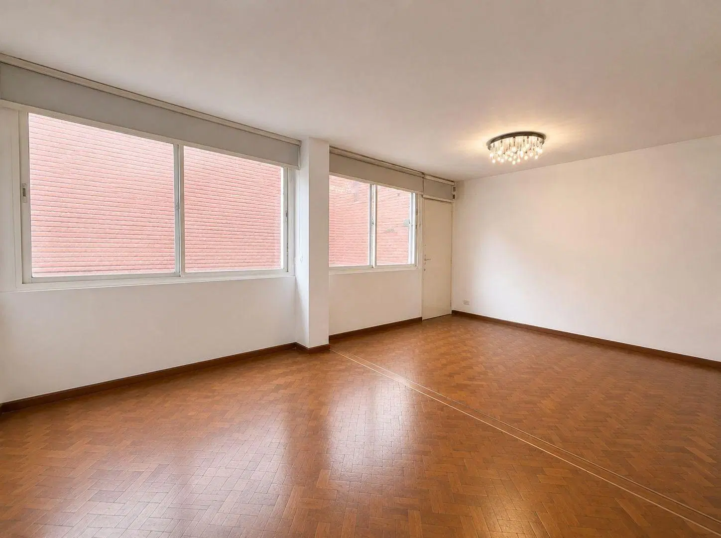 VENTA - DEPARTAMENTO DOS DORMITORIOS - BARRIO CENTRO 4