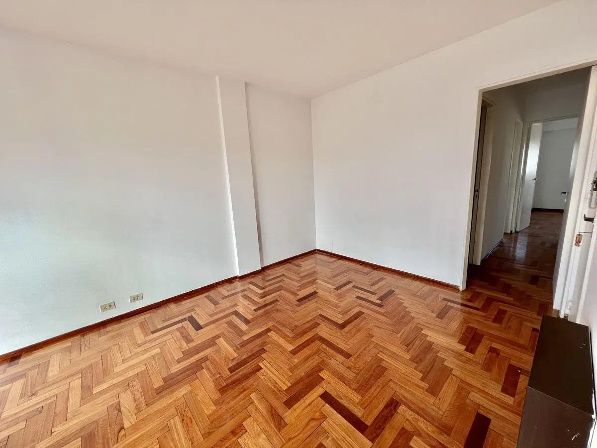 EN VENTA - Departamento 2 dormitorios - Centro 4