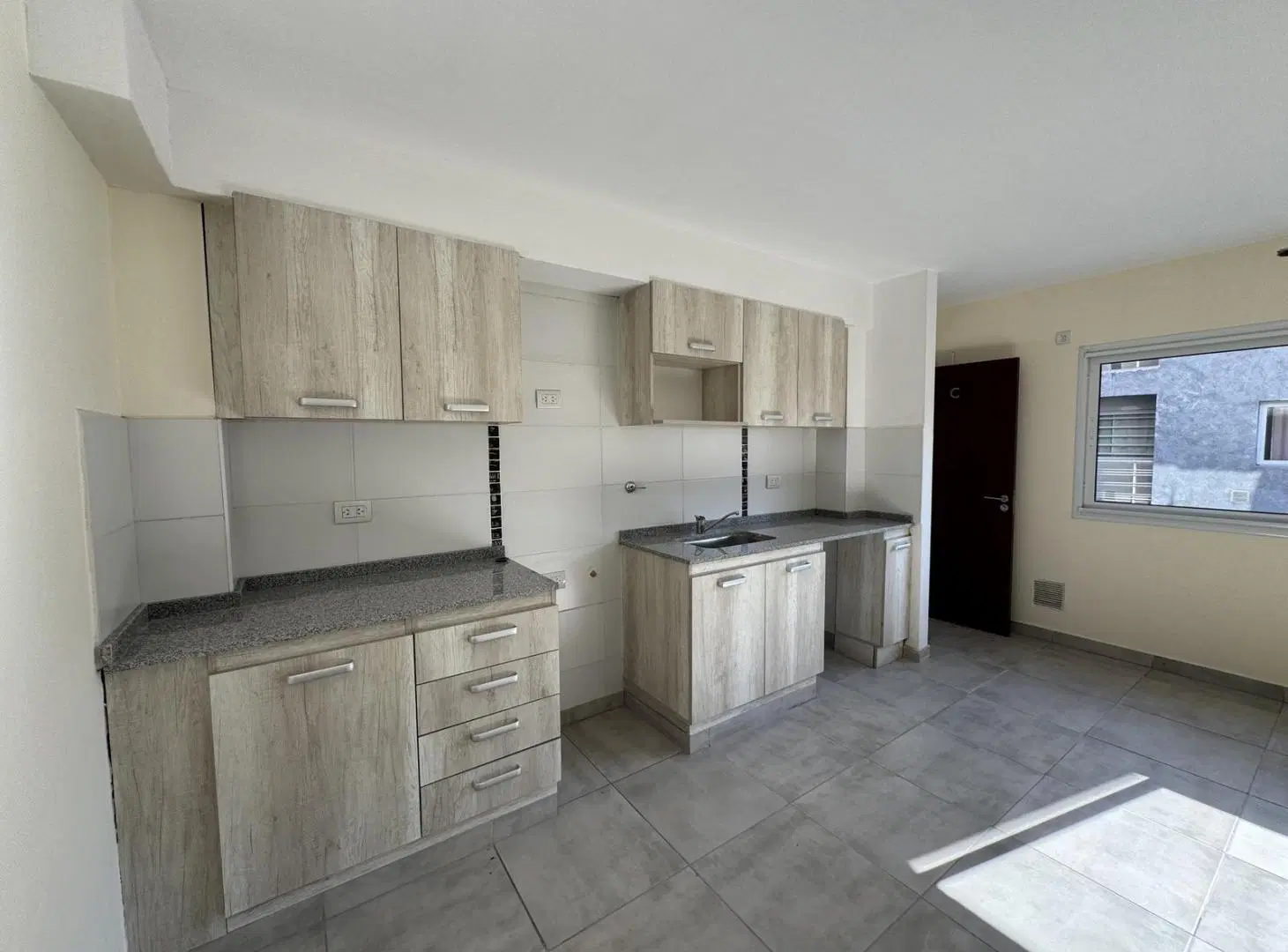 EN VENTA - DEPARTAMENTO UN DORMITORIO - BARRIO ECHESORTU 4