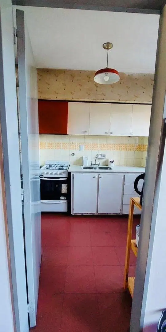 EN VENTA- DEPARTAMENTO DE UN DORMITORIO SEMI PISO- REP. DE LA SEXTA 3
