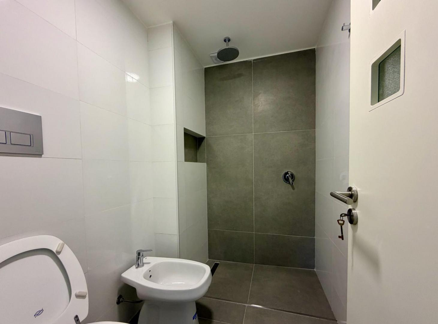 Foto de VENTA DEPARTAMENTO 1 DORMITORIO A ESTRENAR - ABASTO, imagen 2
