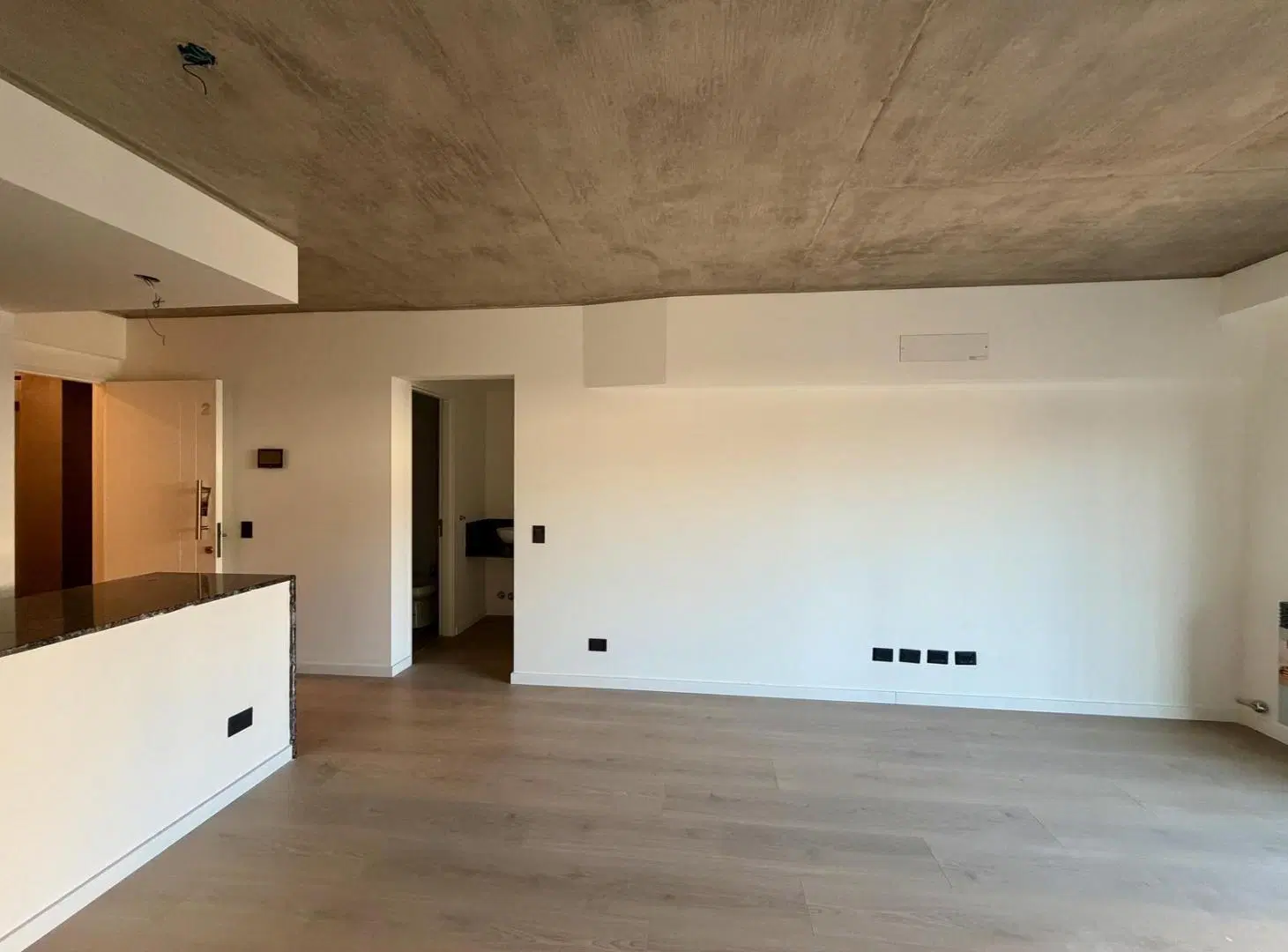 VENTA DEPARTAMENTO 1 AMBIENTE A ESTRENAR - ABASTO 4