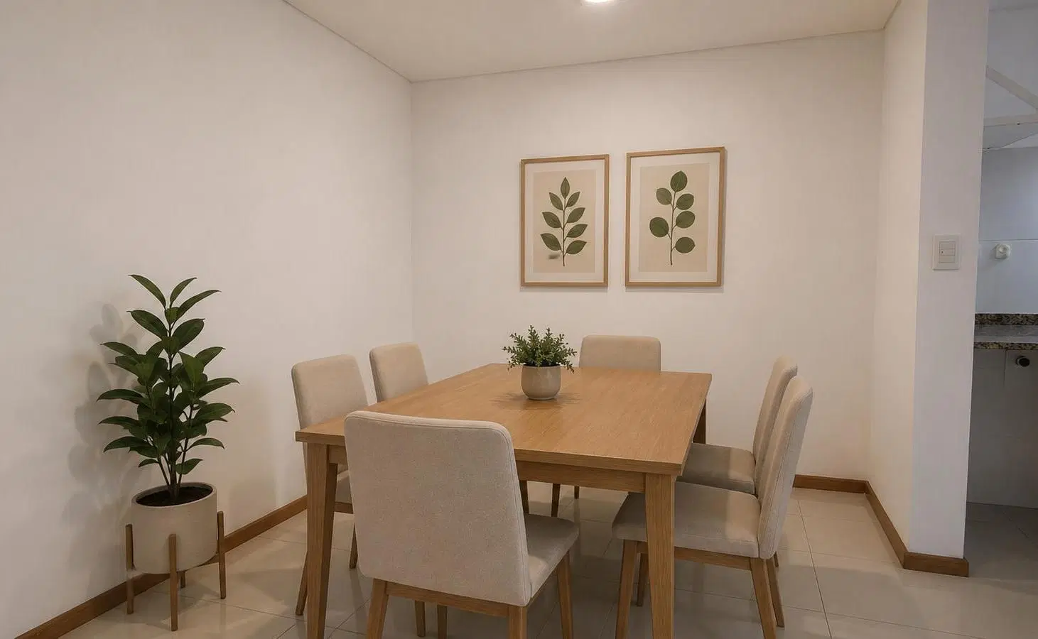 VENTA - DEPARTAMENTO UN DORMITORIO CON COCHERA Y BAULERA - BARRIO ABASTO 8
