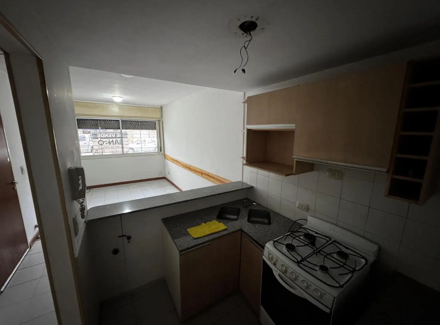 EN VENTA - DEPARTAMENTO 1 DORMITORIO PLANTA BAJA CON PATIO - BARRIO ABASTO 8