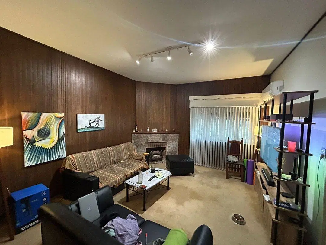 VENTA - CASA 5 DORMITORIOS CON PATIO SECO Y COCHERA - BARRIO ARROYITO 3