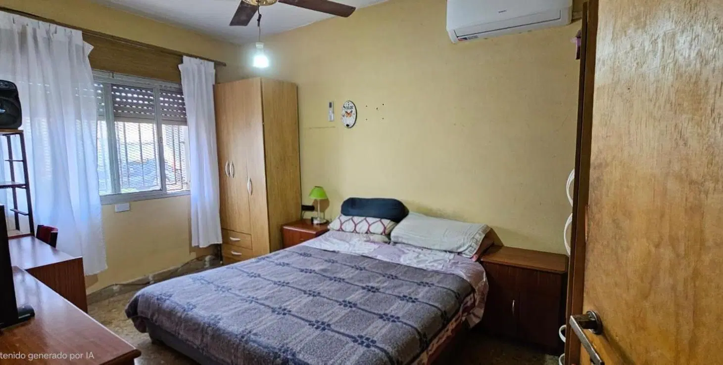 VENTA - CASA 3 DORMITORIOS PATIO VERDE Y COCHERA - BARRIO ALBERDI 3