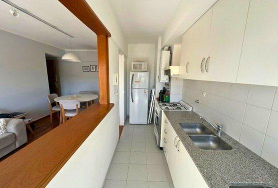 Foto de VENTA DEPARTAMENTO 1 DORMITORIO BALCON AL ESTE, - AMENIDADES - PILETA - QUINCHO, imagen 4