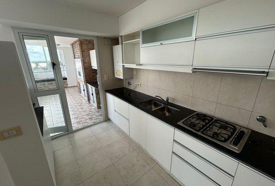Foto de VENTA ARROYITO DEPARTAMENTO DOS DORMITORIOS VISTA PLENA UNICA RIO PARQUE PUENTE PARRILLERO EXCLUSIVO, imagen 2