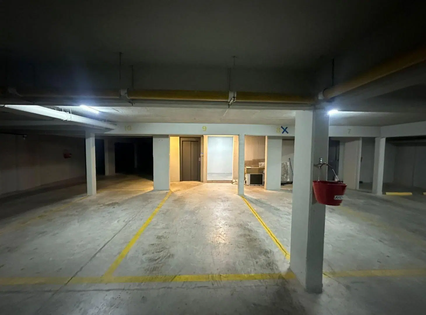 VENTA - COCHERA CON RAMPA FIJA DE HORMIGON, ESPACIOSA Y COMODA - CENTRO RIO 2