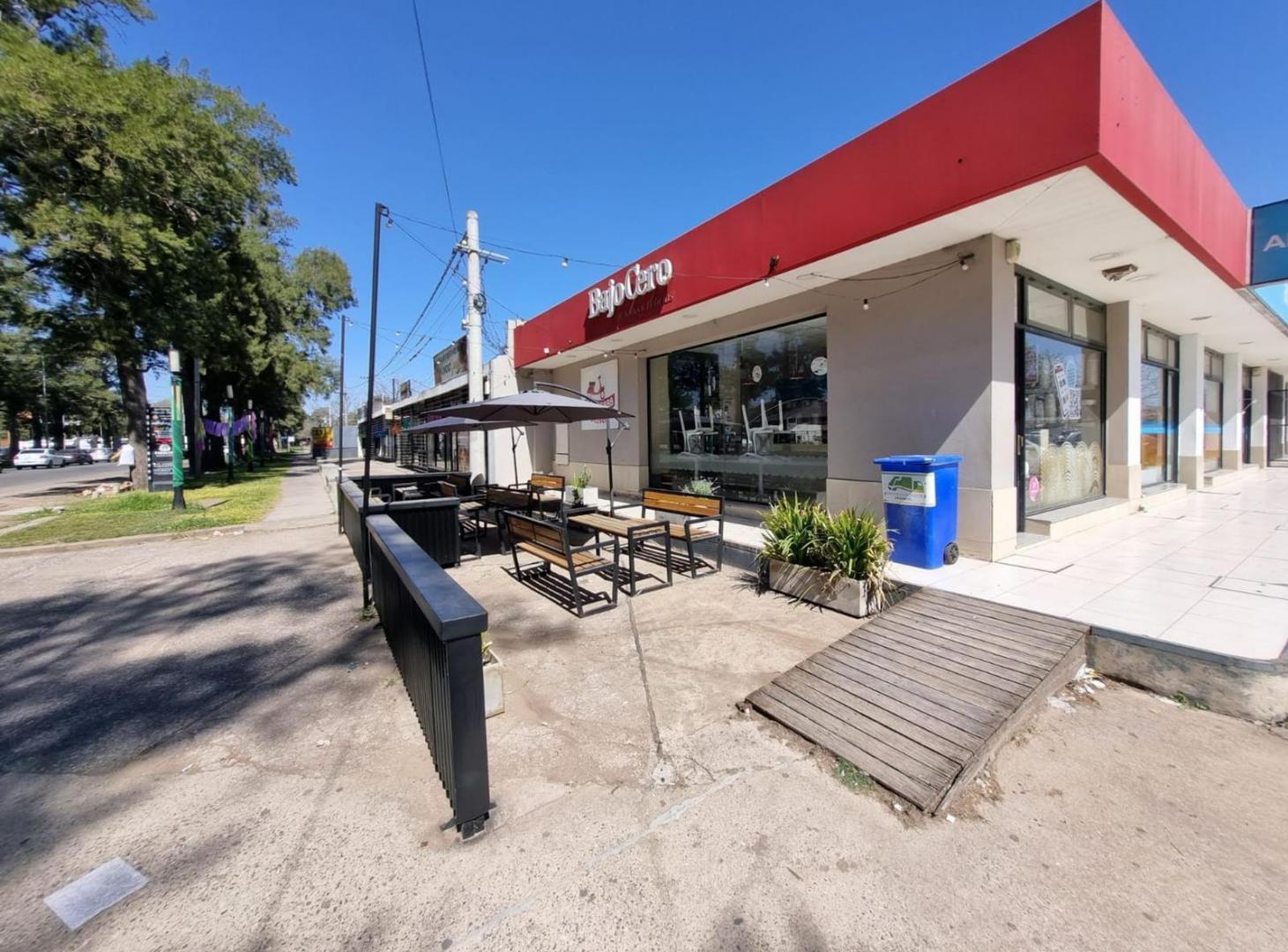 Foto de VENTA - FONDO DE COMERCIO DE IMPORTANTE FRANQUICIA HELADERIA BAJO CERO, imagen 2
