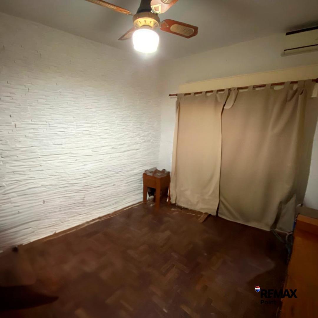 Foto de VENTA - CASA AL FRENTE 2 DORMITORIOS COMODIN Y PATIO - BARRIO REPUBLICA DE LA SEXTA, imagen 5