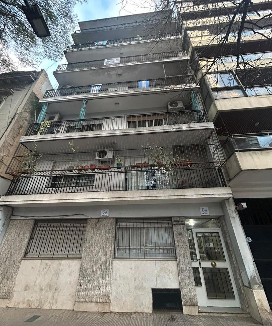 Foto de ALQUILER DEPARTAMENTO DE DOS DORMITORIOS MAS COMODIN PELLEGRINI 600 COCINA SEPARADO BALCON CORRIDO, imagen 2