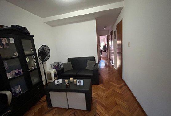 Foto de VENTA DEPARTAMENTO DOS DORMITORIOS CENTRO PATIO EXCLUSIVO Y BALCON, imagen 3