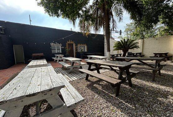 Foto de VENTA - GALPON CON LOCAL ACCESO AUTOPISTA ROSARIO SANTA FE - BARRIO, imagen 3