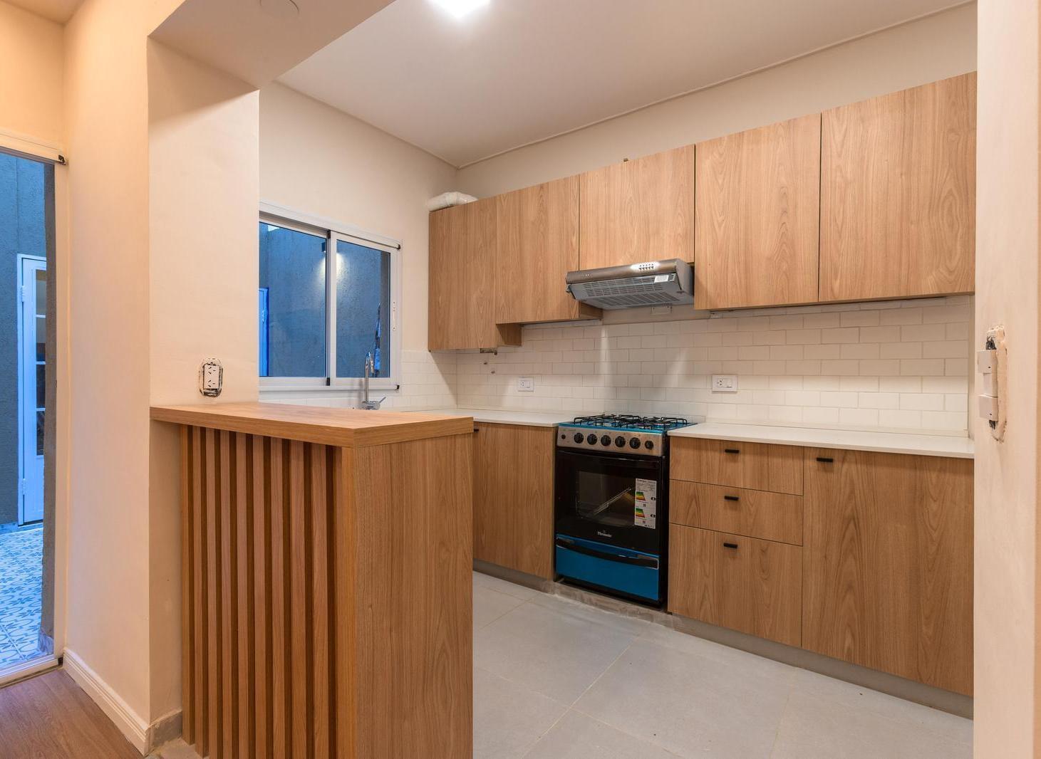 Foto de VENTA DEPARTAMENTO TRES DORMITORIOS RECICLADO BARRIO MARTIN, imagen 4