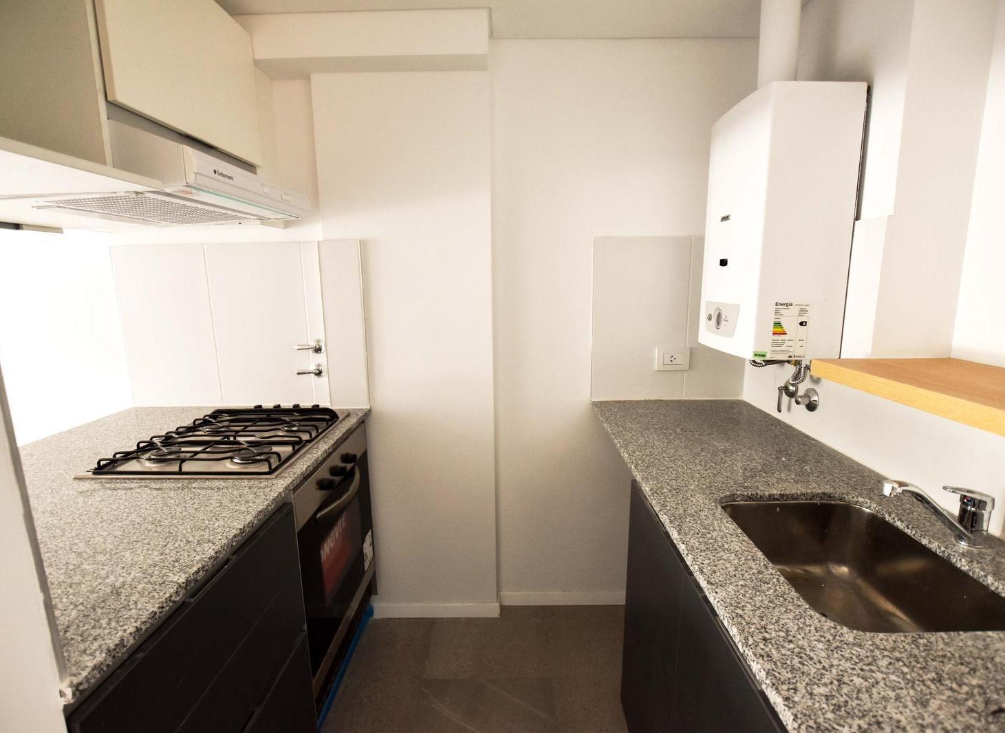 Foto de VENTA - DEPARTAMENTO 1 DORMITORIO CON PATIO EXCLUSIVO - BARRIO LOURDES, imagen 3