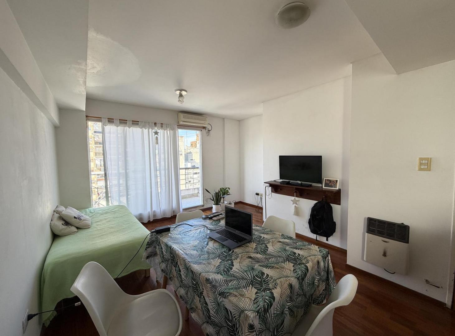 Foto de VENTA DEPARTAMENTO 1 DORMITORIO CENTRO CON COCHERA, imagen 5