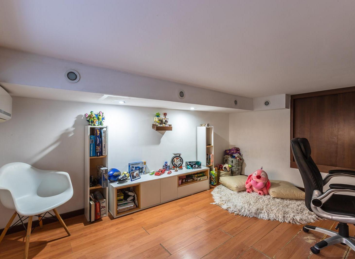 Foto de VENTA CASA 3 DORMITORIOS CON PATIO Y COCHERA ESPAÑA Y HOSPITALES, imagen 3
