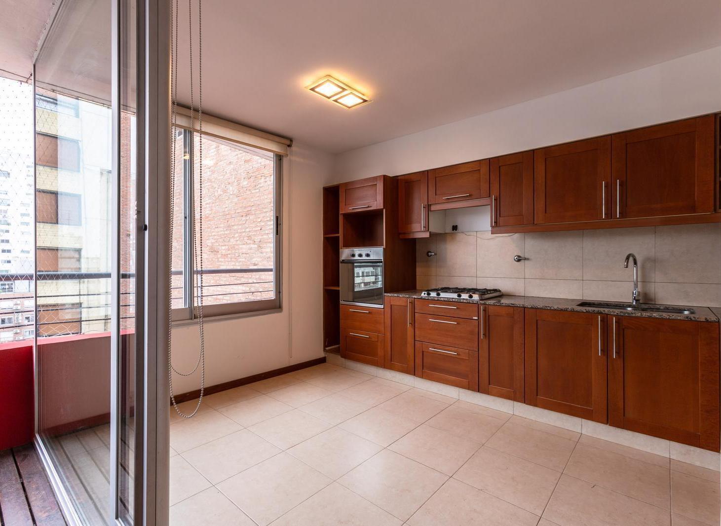 Foto de VENTA DEPARTAMENTO 2 DORMITORIOS PISO EXCLUSIVO DOBLE BALCON BARRIO, imagen 2