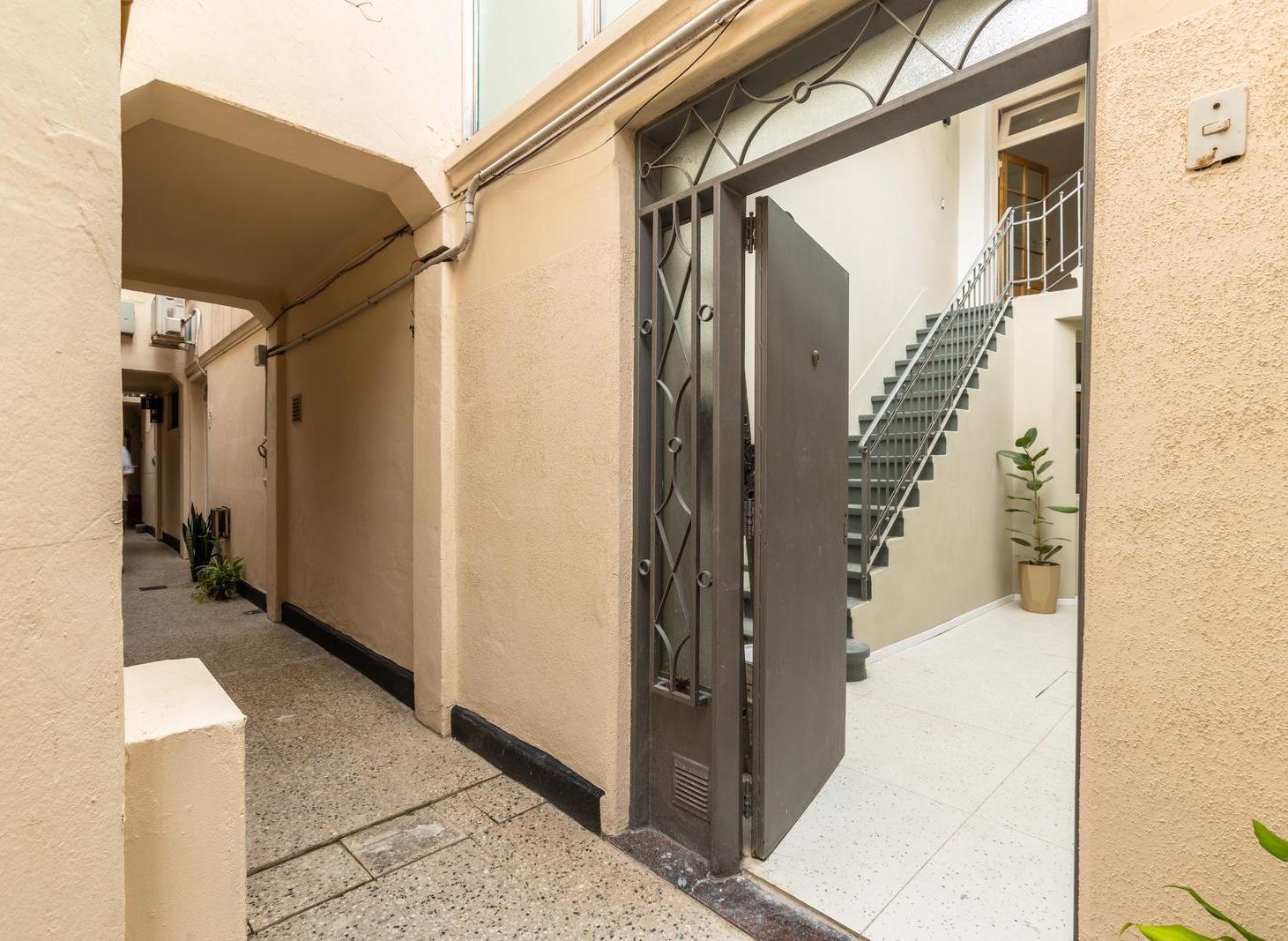 Foto de CASA EN VENTA DE 2 DORMITORIOS BARRIO LOURDES ROSARIO, imagen 3