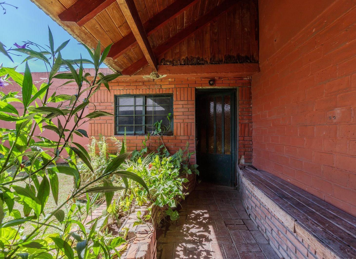 Foto de EN VENTA - 2 CASAS DE DOS DORMITORIOS - FISHERTON ROSARIO, imagen 5