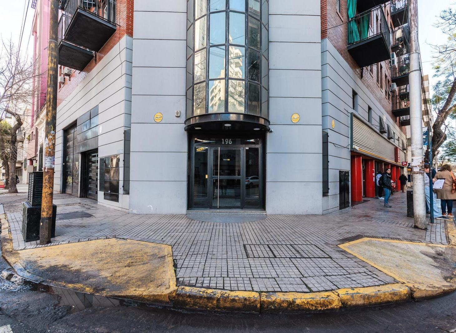 Foto de DEPARTAMENTO DE 1 DORMITORIO EN VENTA EN BARRIO MARTIN, imagen 1