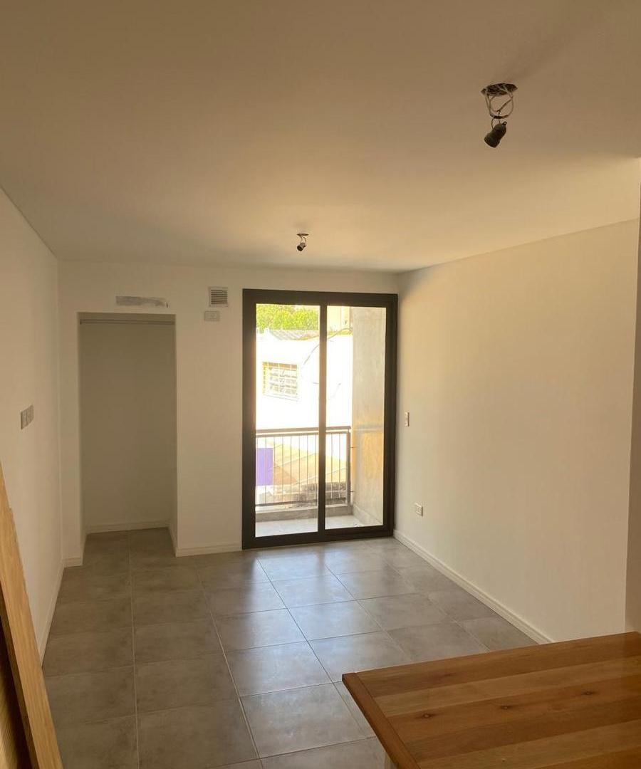 Foto de MONOAMBIENTE EN VENTA/ALQUILER - LOURDES, imagen 4